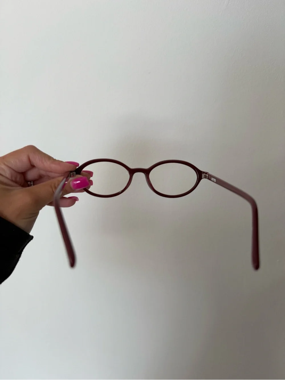 KITS Wisp eyeglasses in the Shiny Wine (KRD05) colorway